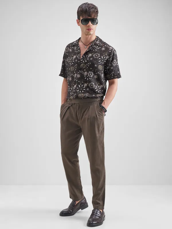 Highlander Men Brown Printed Relaxed Fit Casual Shirt