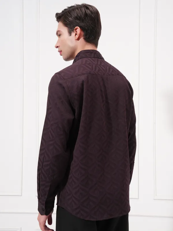 Men Slim Fit Casual Shirt