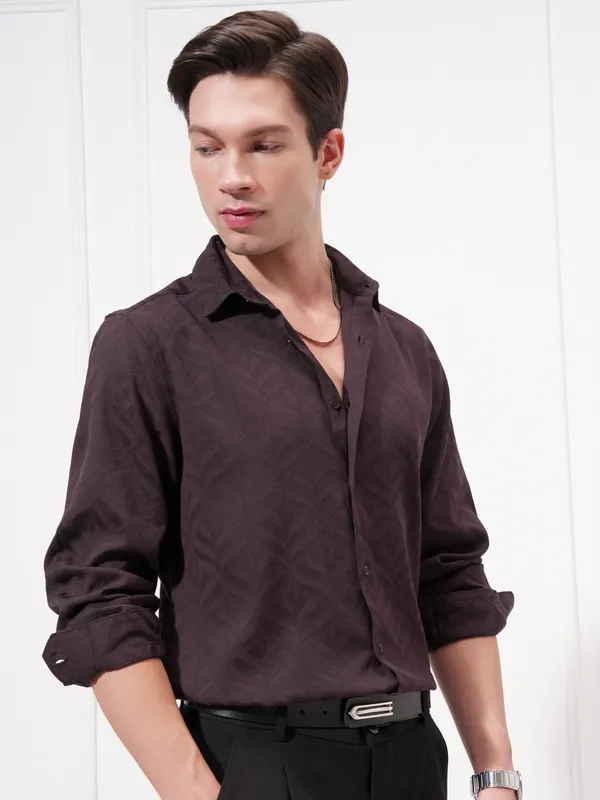 Men Slim Fit Casual Shirt