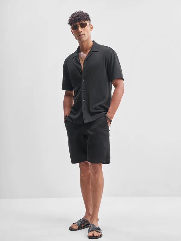 Highlander Men Black Self Design Relaxed Fit Casual Shirt