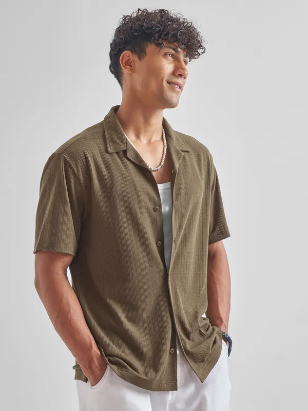 Highlander Men Brown Self Design Relaxed Fit Casual Shirt