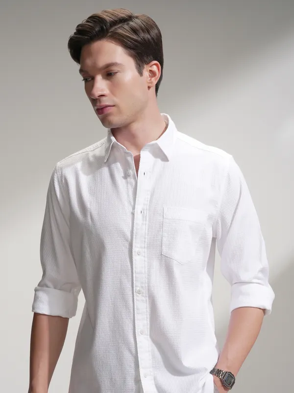 Highlander Men White Self Design Slim Fit Casual Shirt
