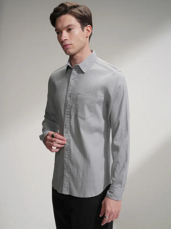 Highlander Men Grey Self Design Slim Fit Casual Shirt