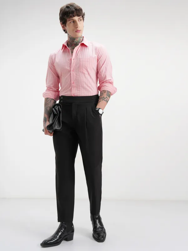 Highlander Men Pink Self Design Slim Fit Casual Shirt
