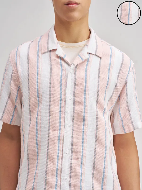 Highlander Men Pink Striped Relaxed Fit Casual Shirt