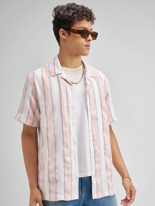 Highlander Men Pink Striped Relaxed Fit Casual Shirt