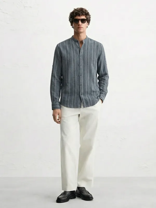 Highlander Men Blue Striped Relaxed Fit Casual Shirt