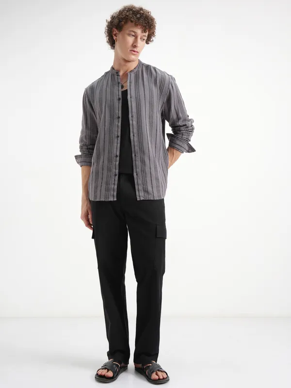 Highlander Men Lavender Striped Relaxed Fit Casual Shirt