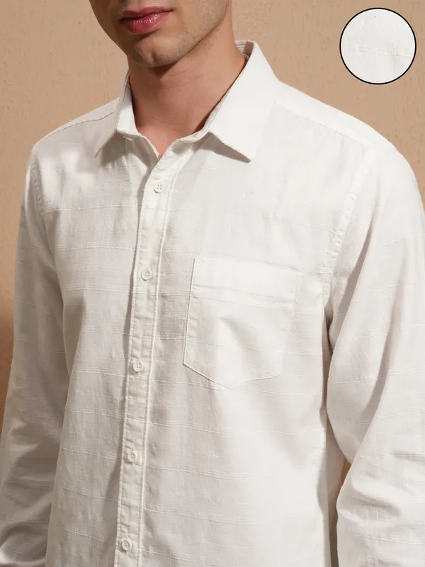 Highlander Men White Self Design Slim Fit Casual Shirt