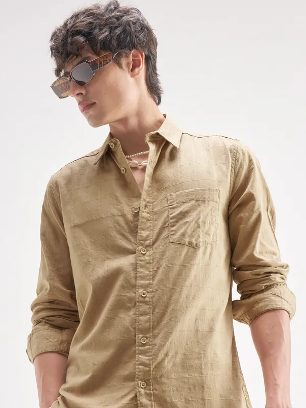 Highlander Men Beige Self Design Regular Fit Casual Shirt