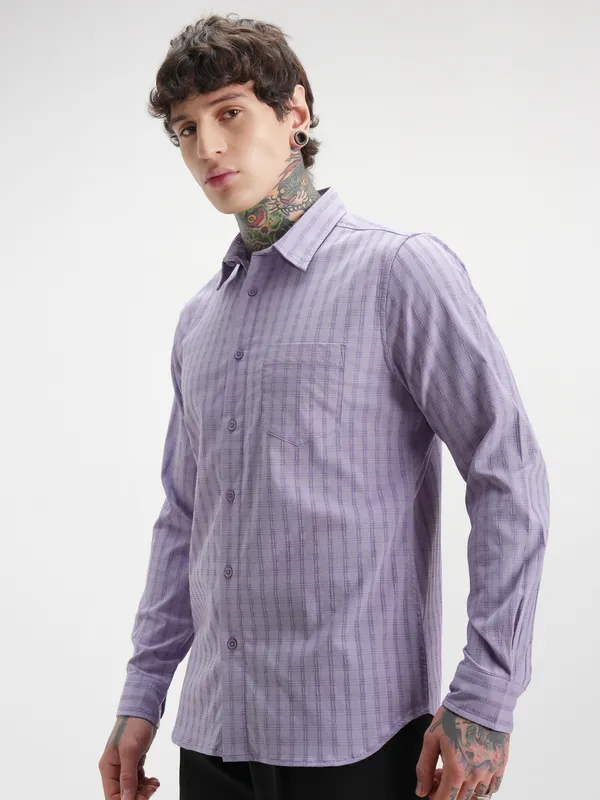 Highlander Men Lavender Self Design Slim Fit Casual Shirt