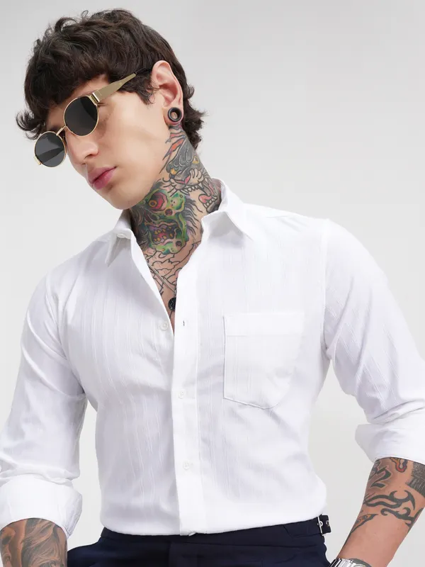 Highlander Men White Self Design Slim Fit Casual Shirt
