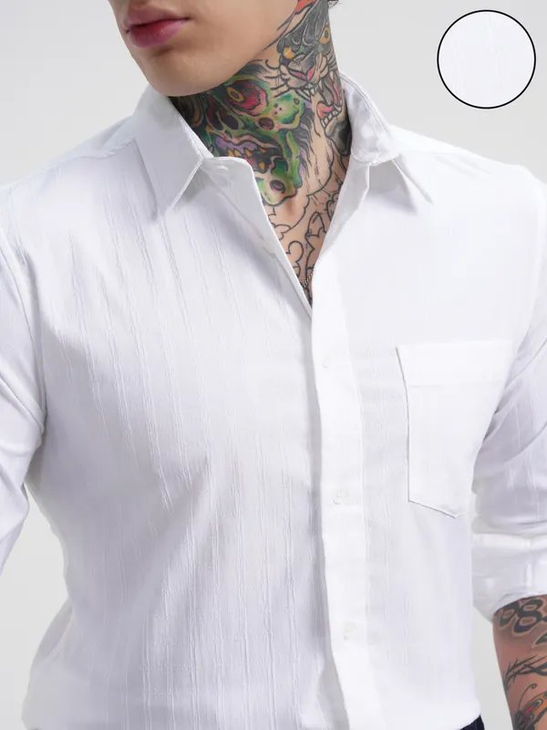 Highlander Men White Self Design Slim Fit Casual Shirt