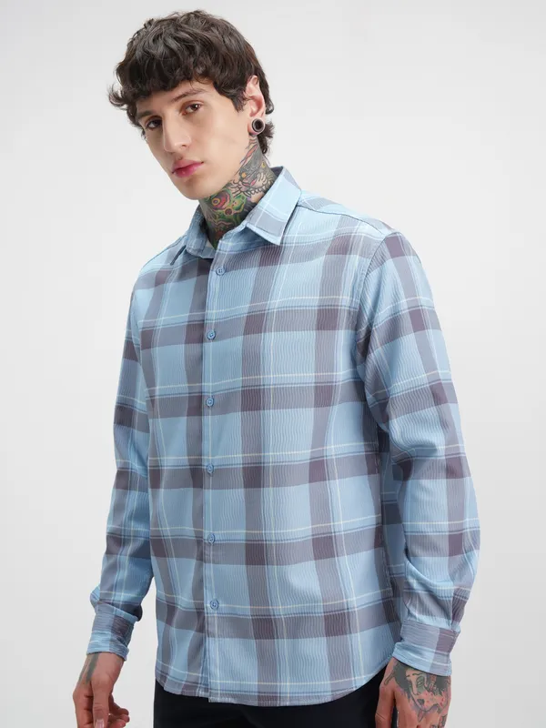 Highlander Men Blue Checked Relaxed Fit Casual Shirt