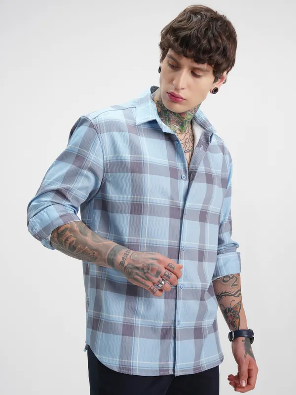Highlander Men Blue Checked Relaxed Fit Casual Shirt