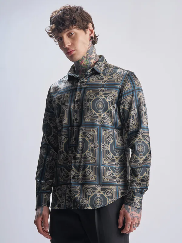 Highlander Men Navy Blue Printed Slim Fit Casual Shirt