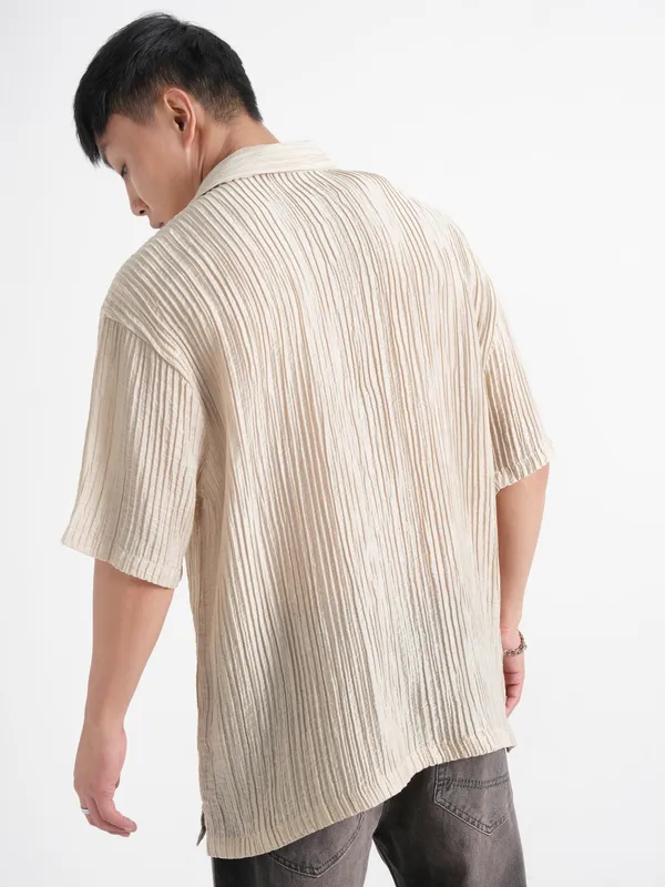 Highlander Men Cream Crushed Relaxed Fit Casual Shirt