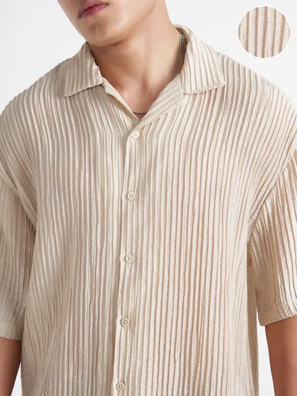 Highlander Men Cream Crushed Relaxed Fit Casual Shirt