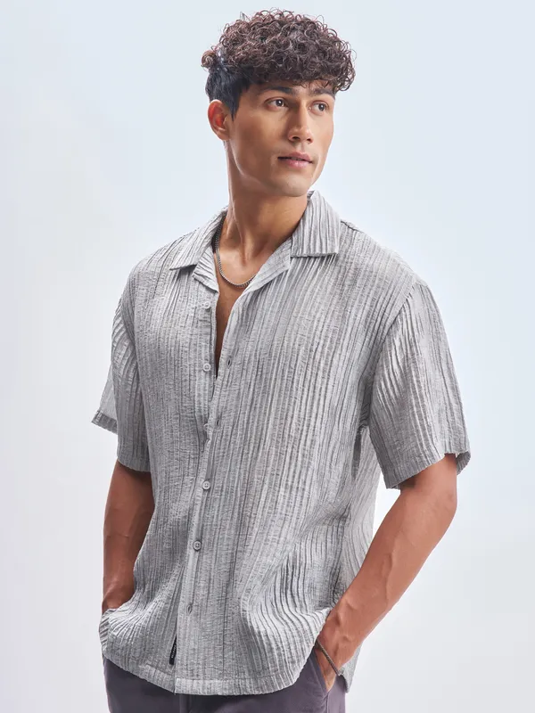 Highlander Men Grey Crushed Relaxed Fit Casual Shirt
