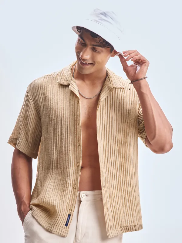 Highlander Men Beige Self Design Relaxed Fit Casual Shirt
