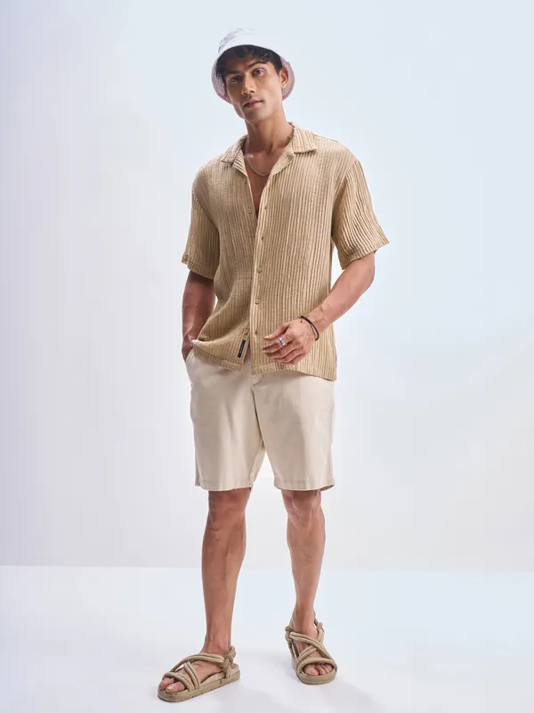 Highlander Men Beige Self Design Relaxed Fit Casual Shirt