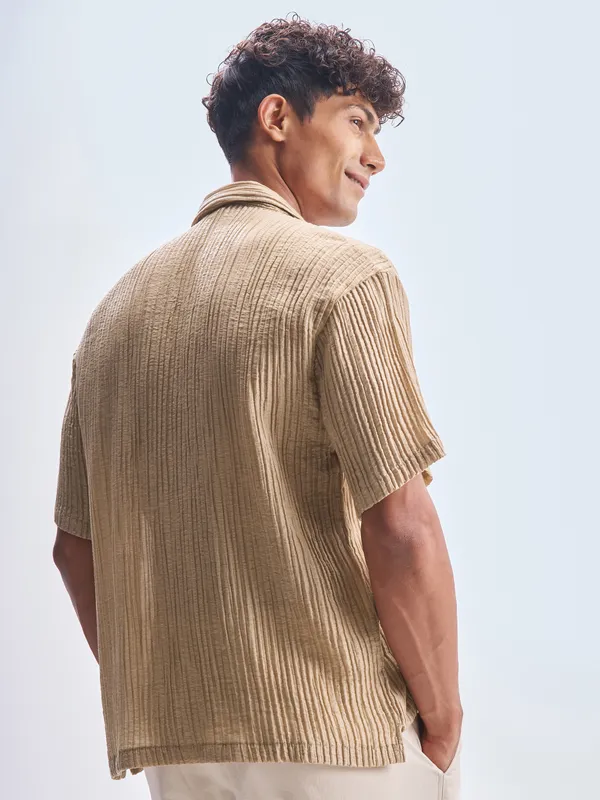 Highlander Men Beige Self Design Relaxed Fit Casual Shirt