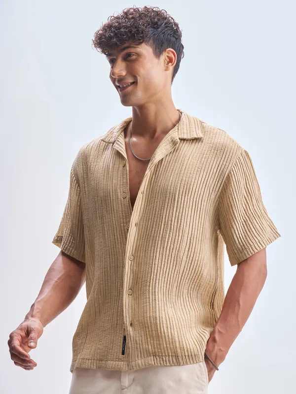 Highlander Men Beige Self Design Relaxed Fit Casual Shirt