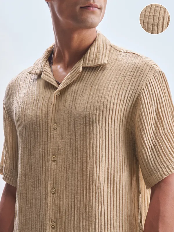 Highlander Men Beige Self Design Relaxed Fit Casual Shirt