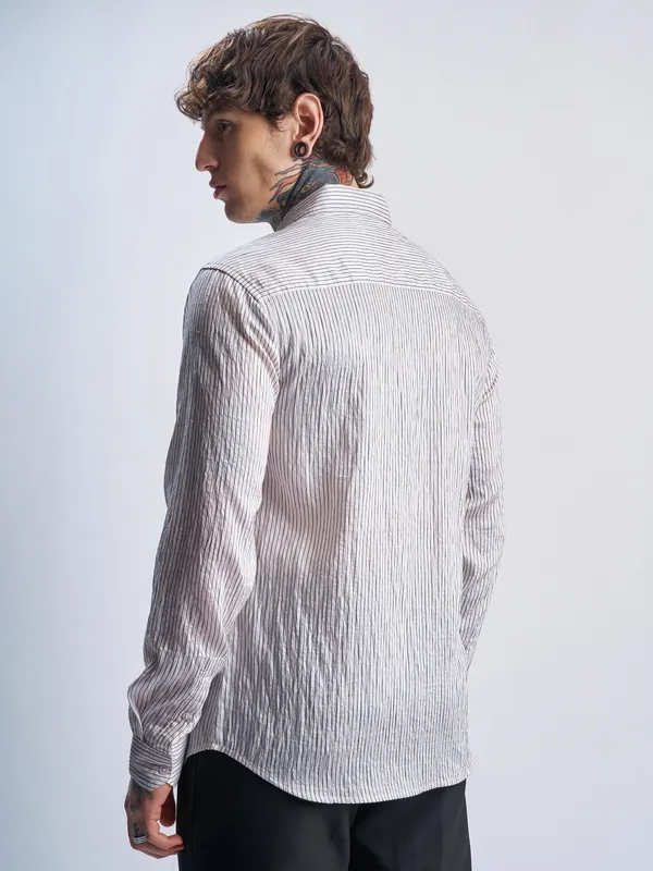 Highlander Men White Striped Slim Fit Casual Shirt