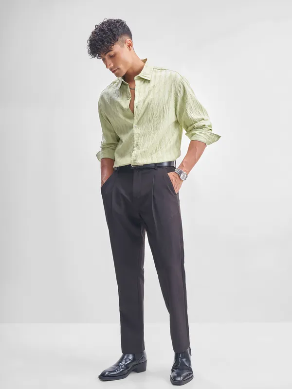 Highlander Men Green Self Design Relaxed Fit Casual Shirt