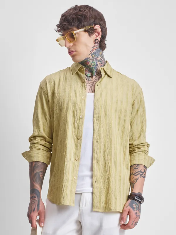 Highlander Men Yellow Self Design Relaxed Fit Casual Shirt