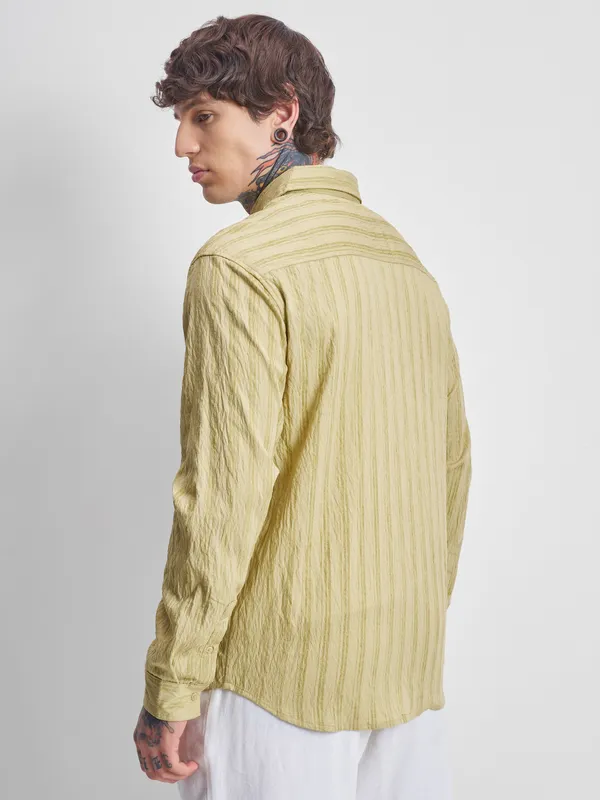 Highlander Men Yellow Self Design Relaxed Fit Casual Shirt