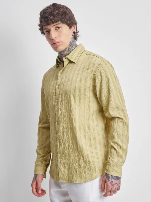 Highlander Men Yellow Self Design Relaxed Fit Casual Shirt