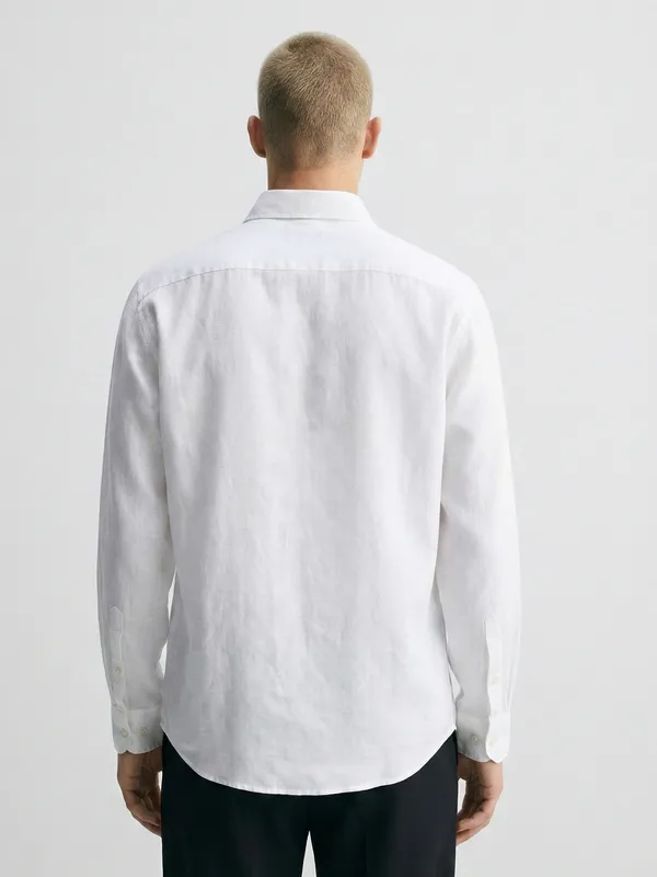 Highlander Men White Self Design Slim Fit Casual Shirt