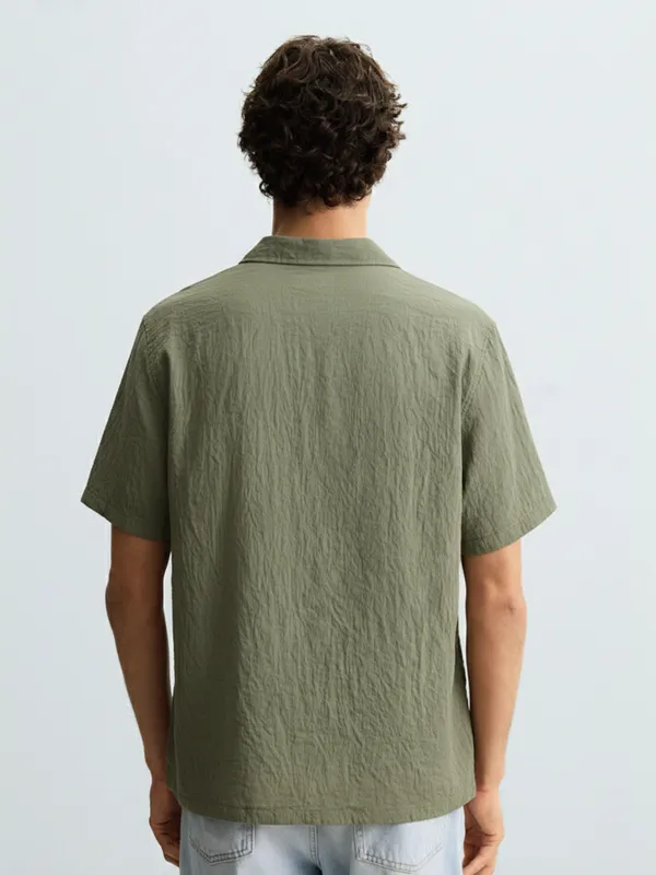 Highlander Men Green Self Design Relaxed Fit Casual Shirt