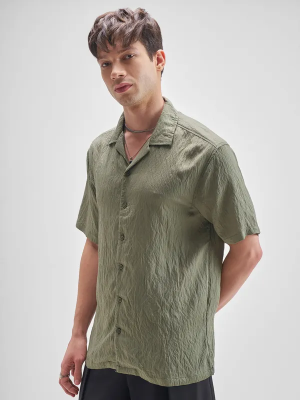 Highlander Men Green Self Design Relaxed Fit Casual Shirt