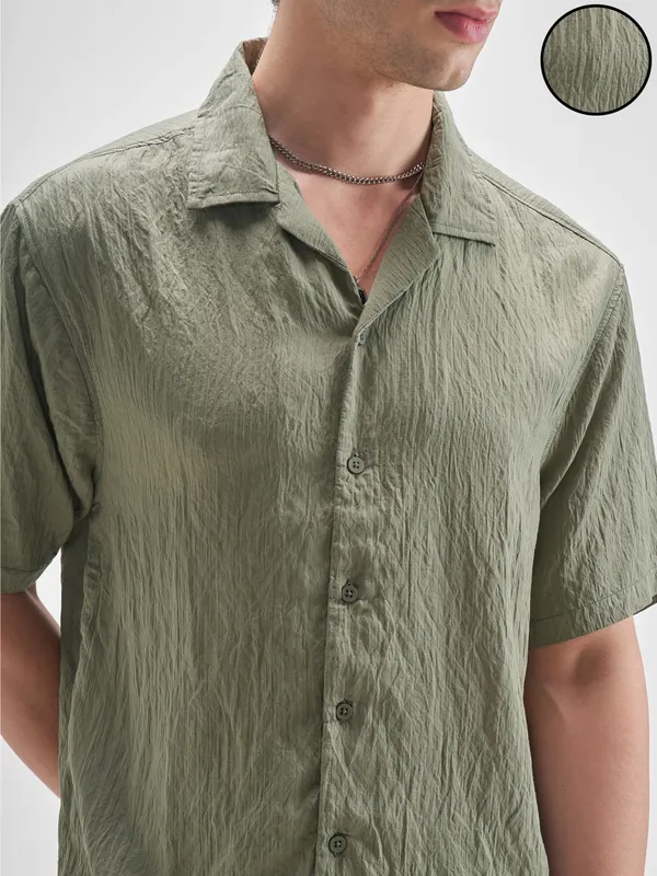 Highlander Men Green Self Design Relaxed Fit Casual Shirt
