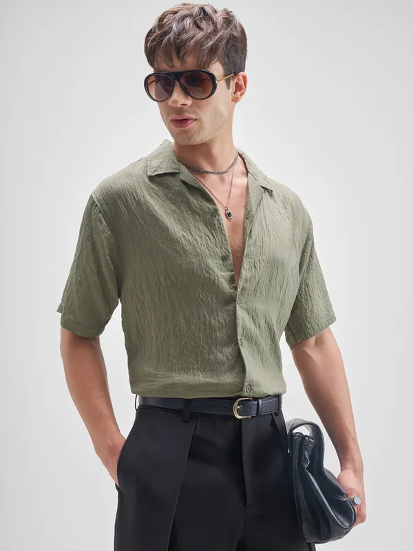 Highlander Men Green Self Design Relaxed Fit Casual Shirt