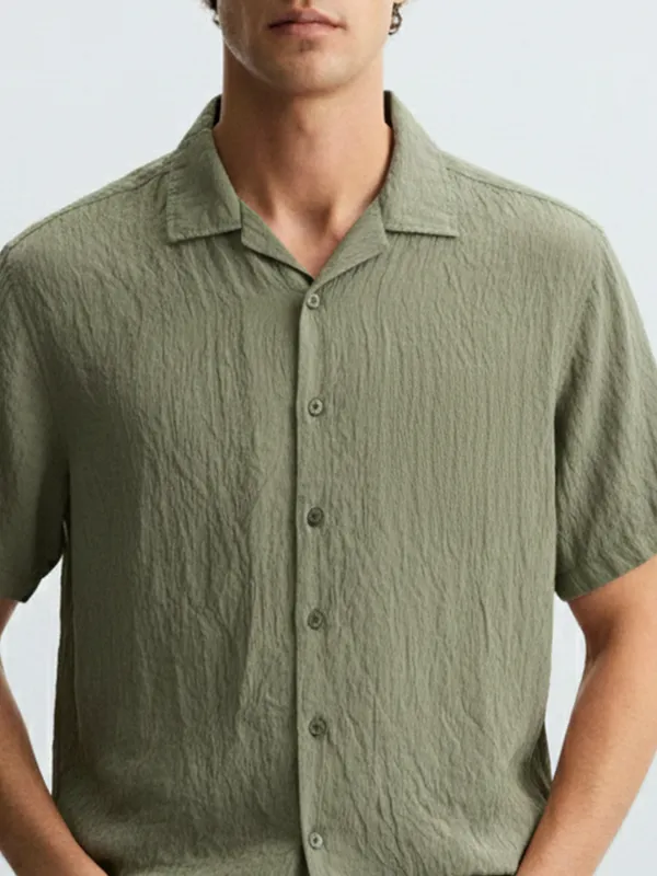 Highlander Men Green Self Design Relaxed Fit Casual Shirt