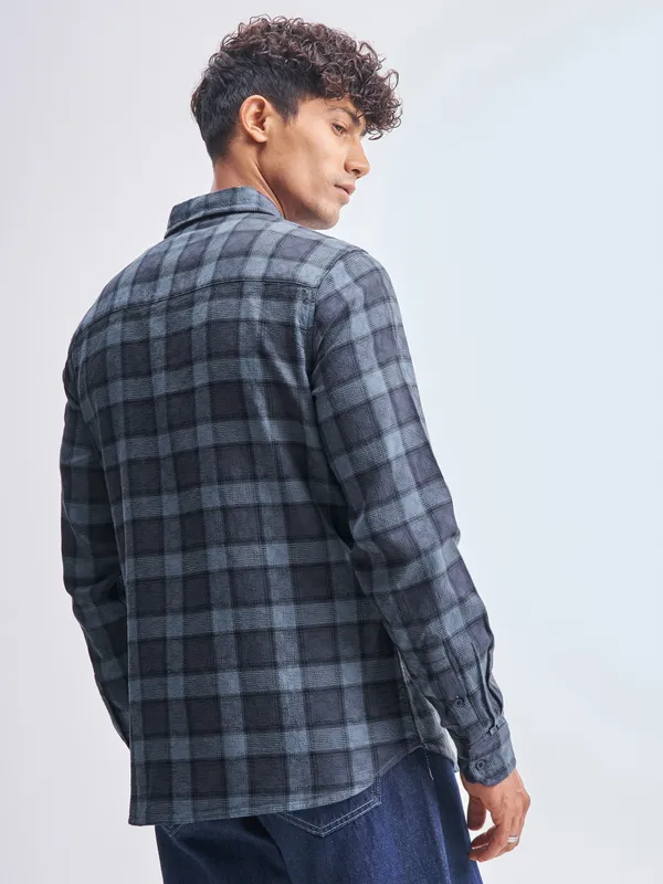 Highlander Men Blue Checked Slim Fit Casual Shirt