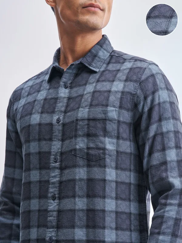 Highlander Men Blue Checked Slim Fit Casual Shirt