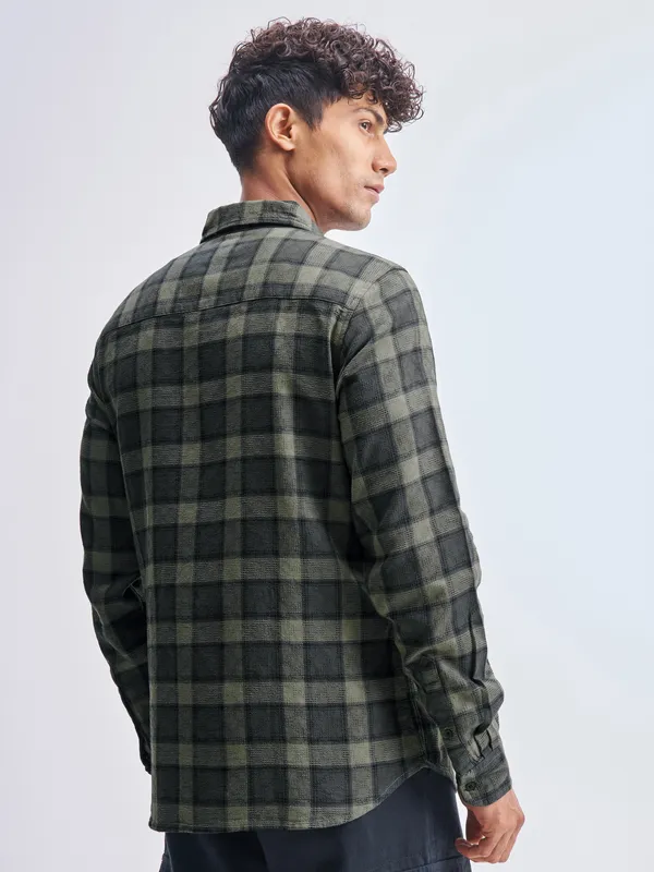 Highlander Men Olive Checked Slim Fit Casual Shirt