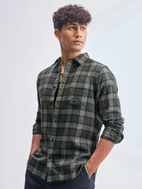 Highlander Men Olive Checked Slim Fit Casual Shirt