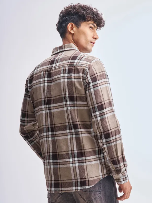 Highlander Men Khaki Checked Slim Fit Casual Shirt