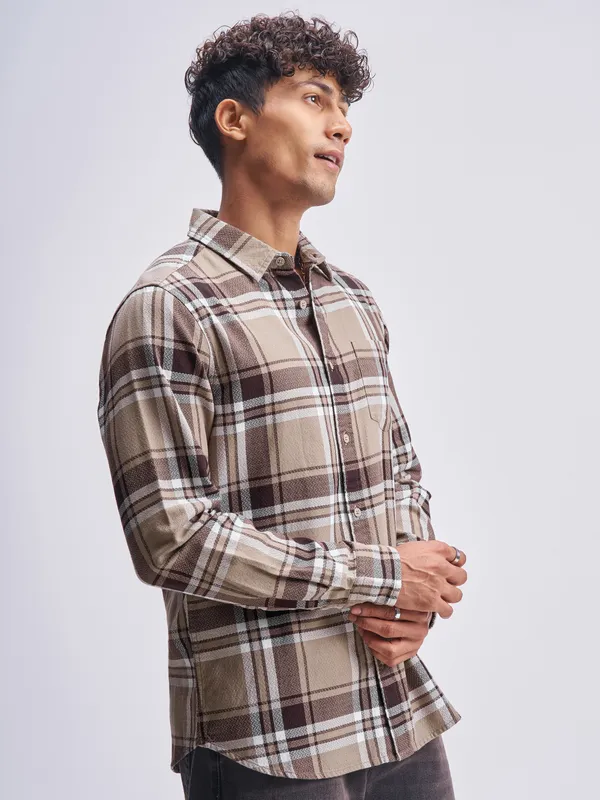 Highlander Men Khaki Checked Slim Fit Casual Shirt