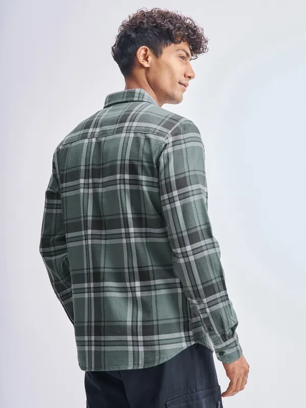 Highlander Men Green Checked Slim Fit Casual Shirt
