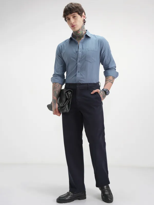 Highlander Men Blue Self Design Relaxed Fit Casual Shirt