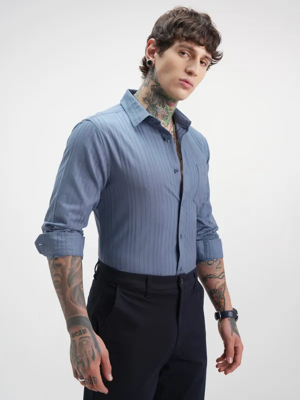 Highlander Men Blue Self Design Relaxed Fit Casual Shirt