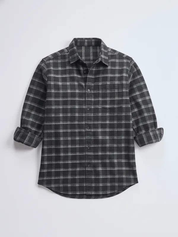 Highlander Men Black Checked Slim Fit Casual Shirt