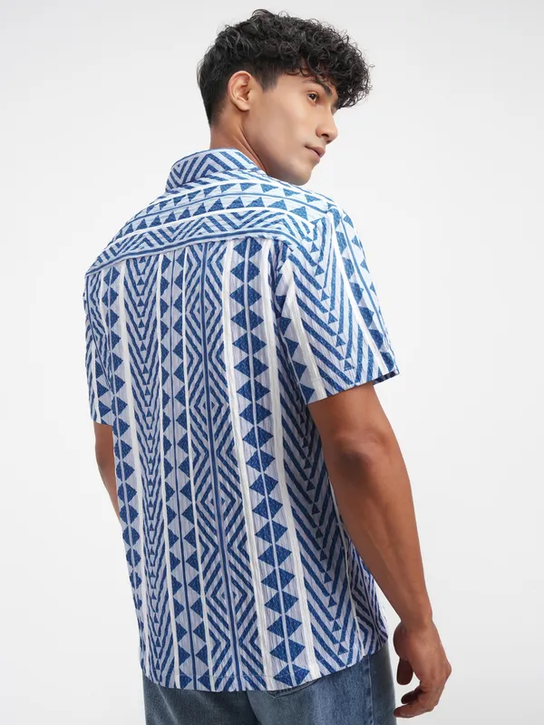 Highlander Men Blue Printed Relaxed Fit Casual Shirt